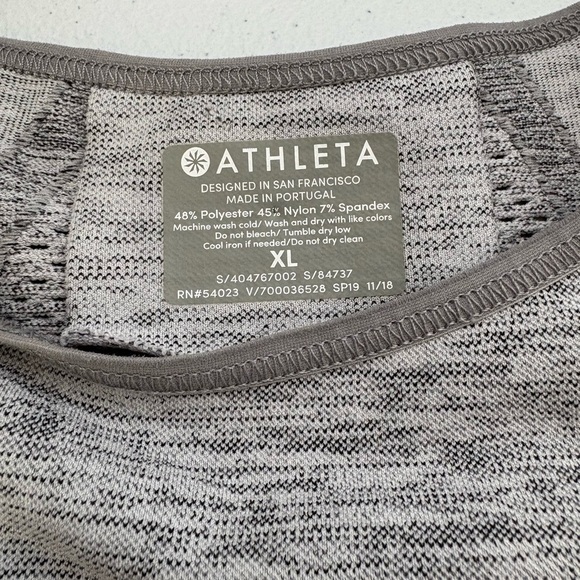 Athleta Gray Crew Neck Cropped Sweater - Picture 2 of 7